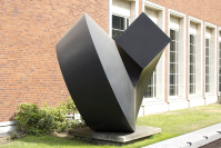 Clement%20Meadmore%2C%20%3Cb%3E%3Ci%3E%20Split%20Ring%3C%2Fi%3E%3C%2Fb%3E%2C%201969%2C%20Cor-ten%20steel%20sheet%2C%20The%20Evan%20H.%20Roberts%20Memorial%20Sculpture%20Collection%2C%20%26%23169%3B%20artist%20or%20other%20rights%20holder%2C%2072.19